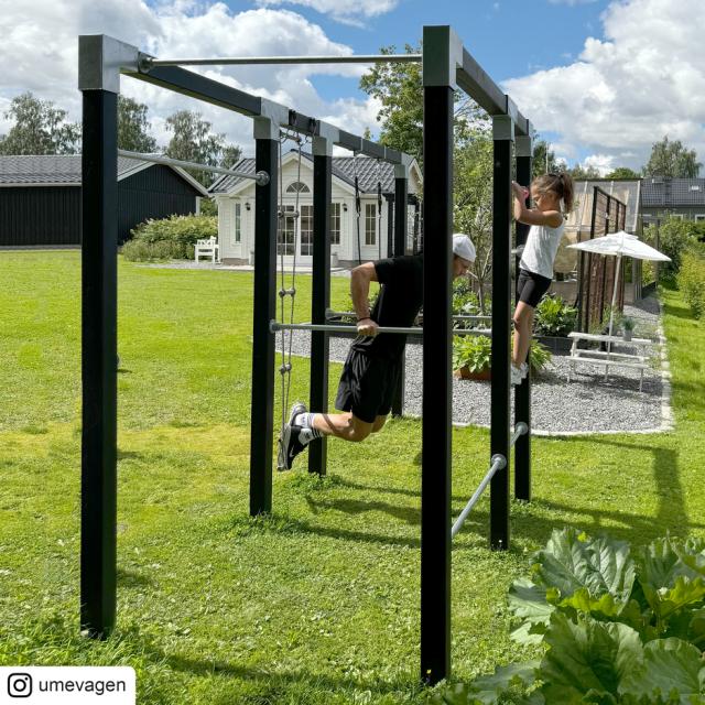 Outdoor fitness - Modell 3 - Svart