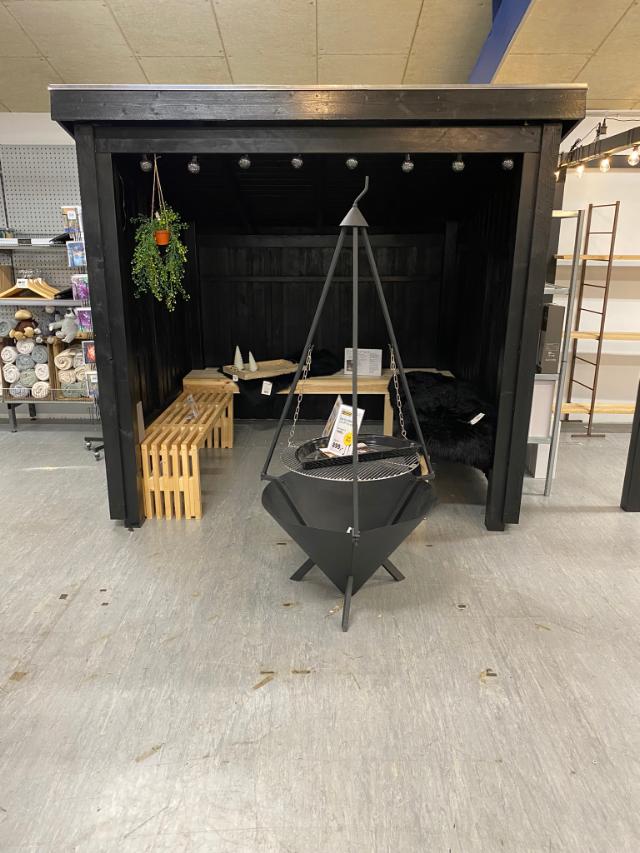 Nordic Bålhytte 5 m² - Ubehandlet nåletræ - varenr. 168562-1 1685625-1 1685626-1